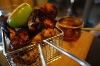 Devilled chicken wings with barbecue mayonnaise