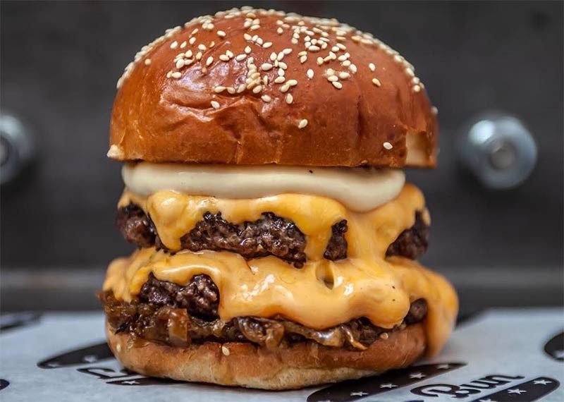 Le Bun are back with their truffle burgers at a Truman Brewery pop-up