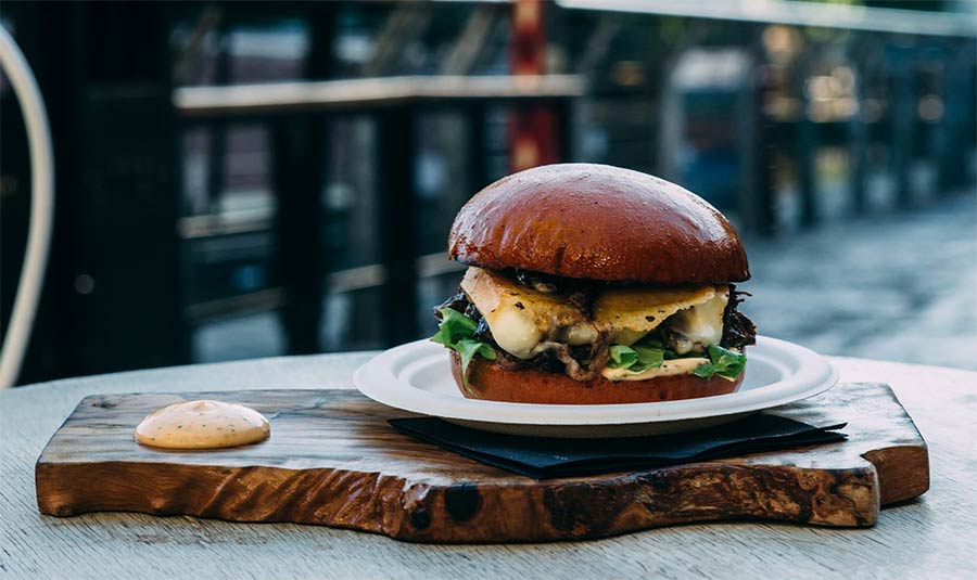 The Patate comes to Kentish Town with their beef bourguignon in a bun