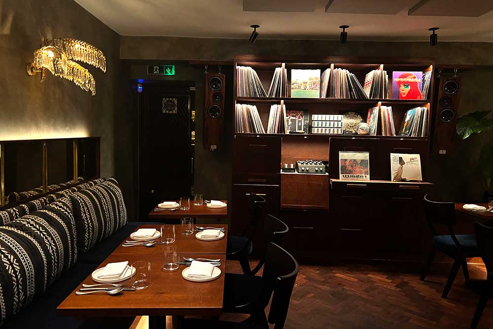 caia wine bar review notting hill london