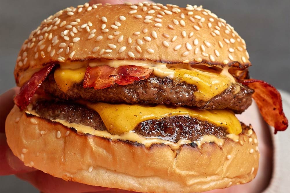 Bleecker Burger arrive at London Bridge