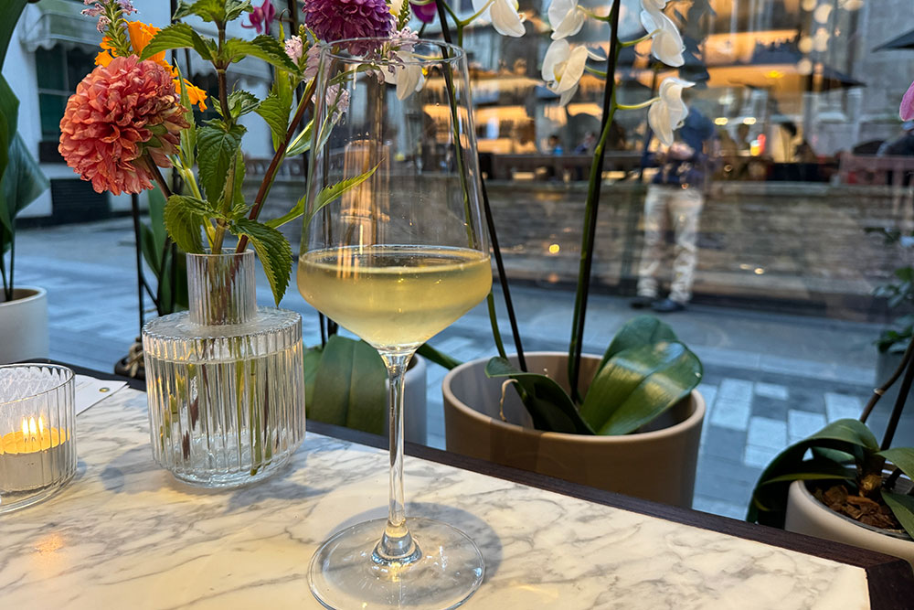 stem and stem wine bar review city of london