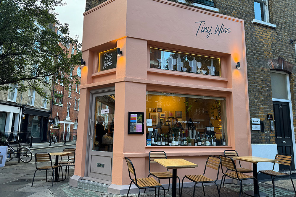 tiny wine bar review london