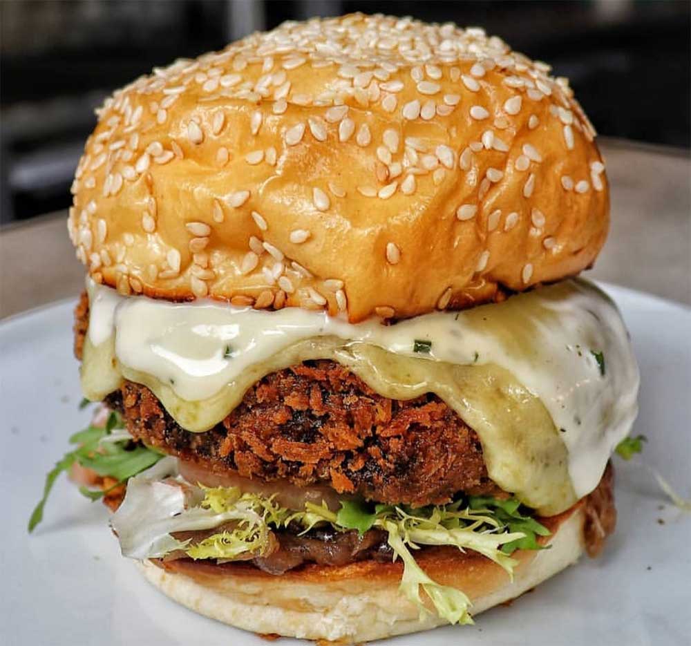 Burger & Beyond - Vegan Mushroom Raclette