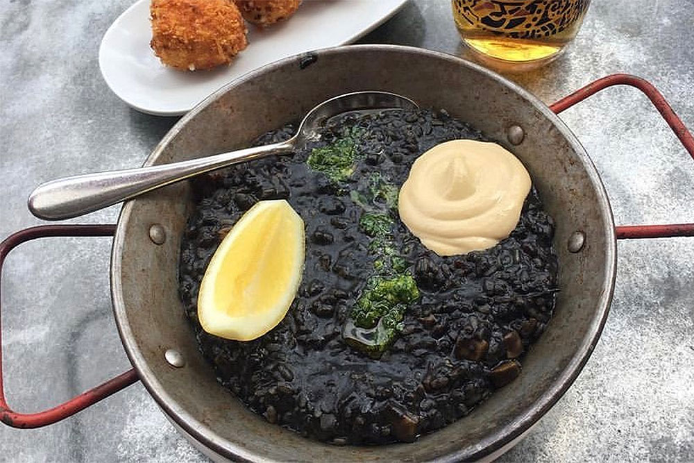 Arroz negro at Brindisa