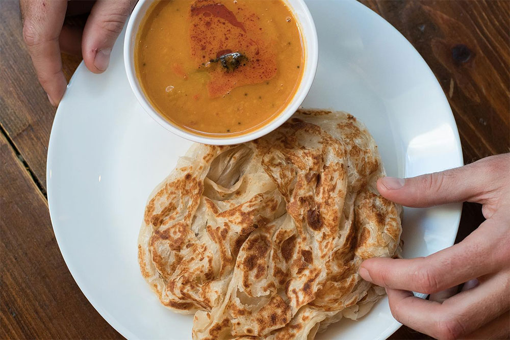 Dhal roti canai at Roti King