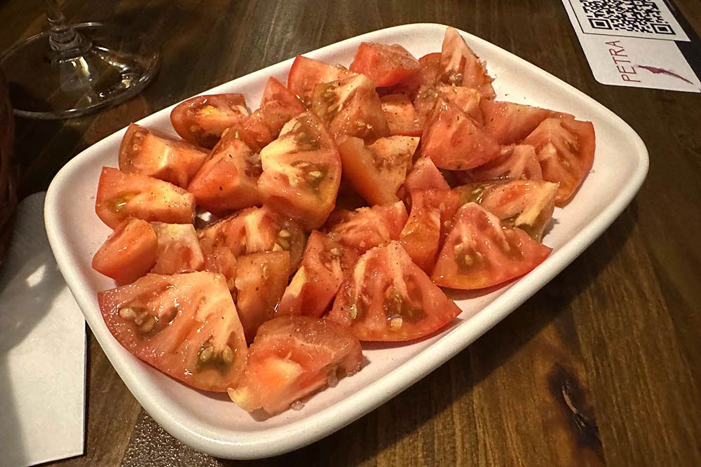 Petra (Granada) - Dressed tomatoes