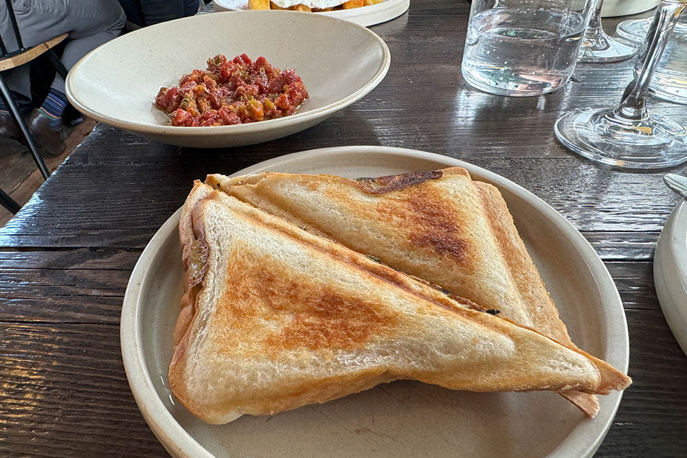 Dairy Beef Tartare & Rockefeller Toastie at Sune 