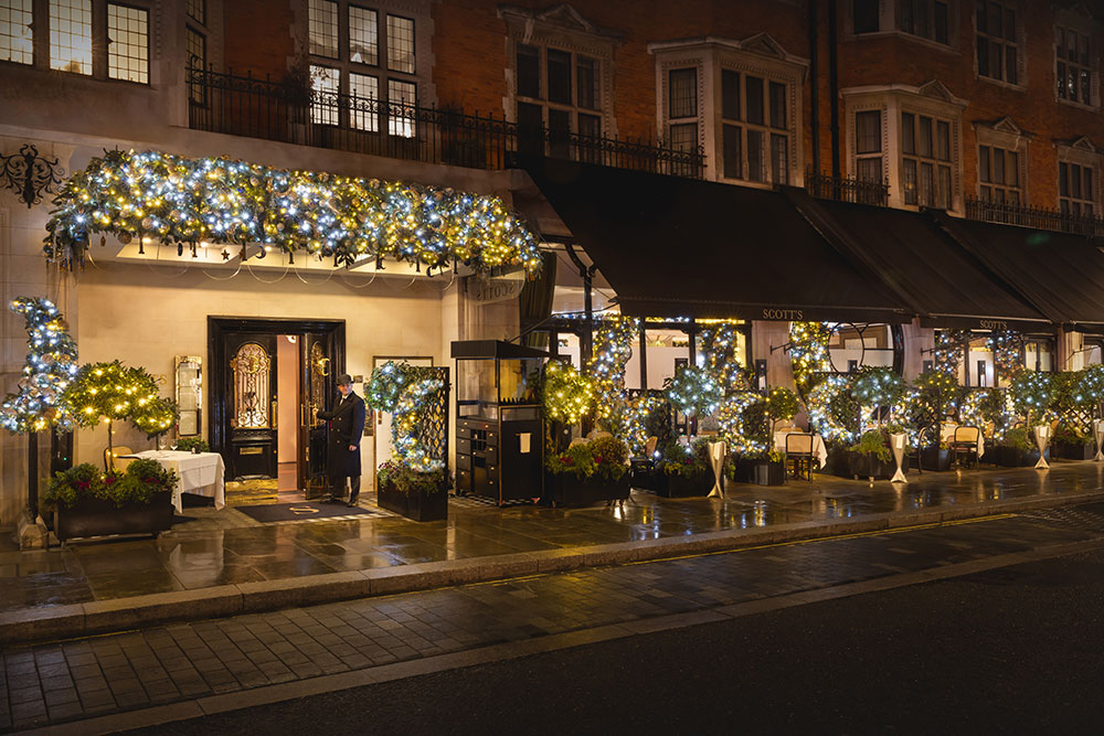 London's best winter terraces - Scott's of Mayfair's "It's a Wonderful Life" inspired terrace