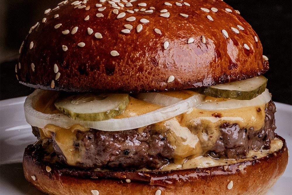 Burger & Beyond's Galician Blond/waygyu burger