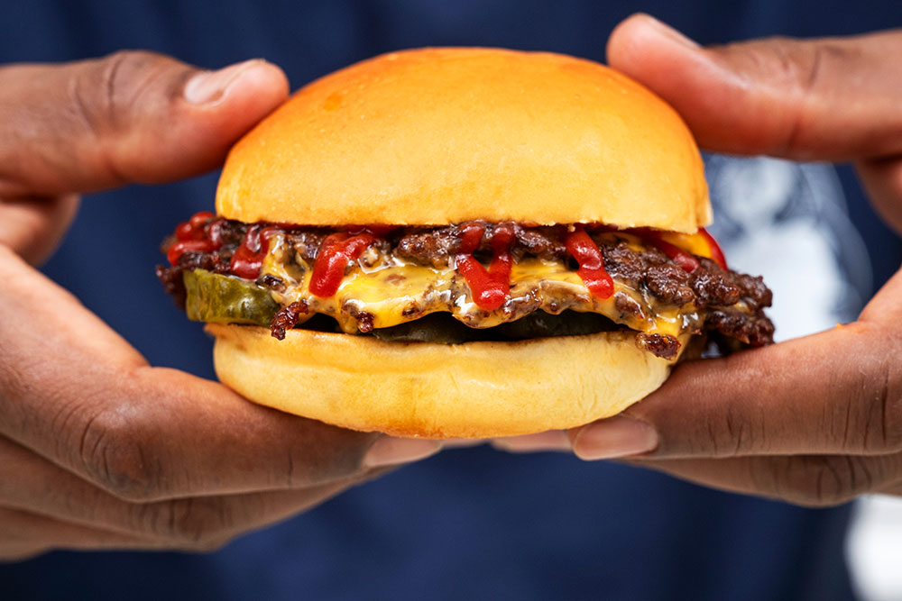 HANBAAGAASUUTEEKI smash burger london