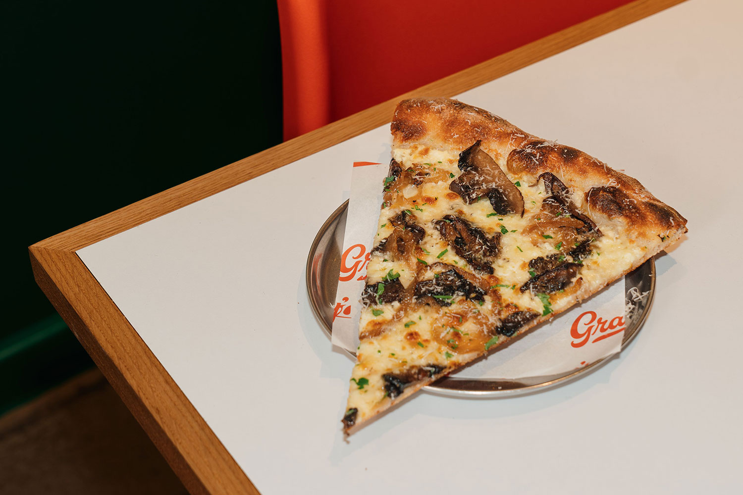 gracey's pizza soho giveaway