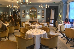 Test Driving The Twenty Two - a big dose of Mayfair glam (and excellent food)