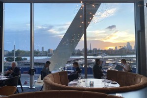 M Restaurant Canary Wharf Hot Dinners